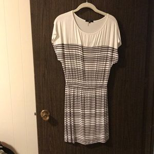 Tart gray and white dress